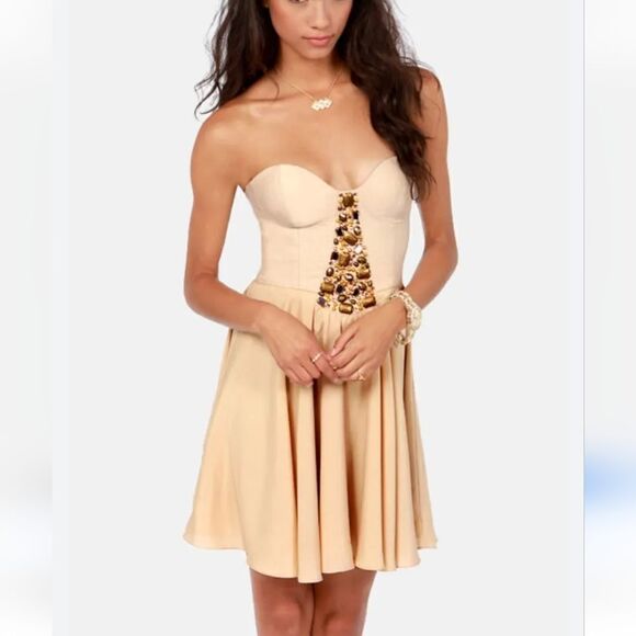 Ladakh Strapless Dress - Picture 1 of 12